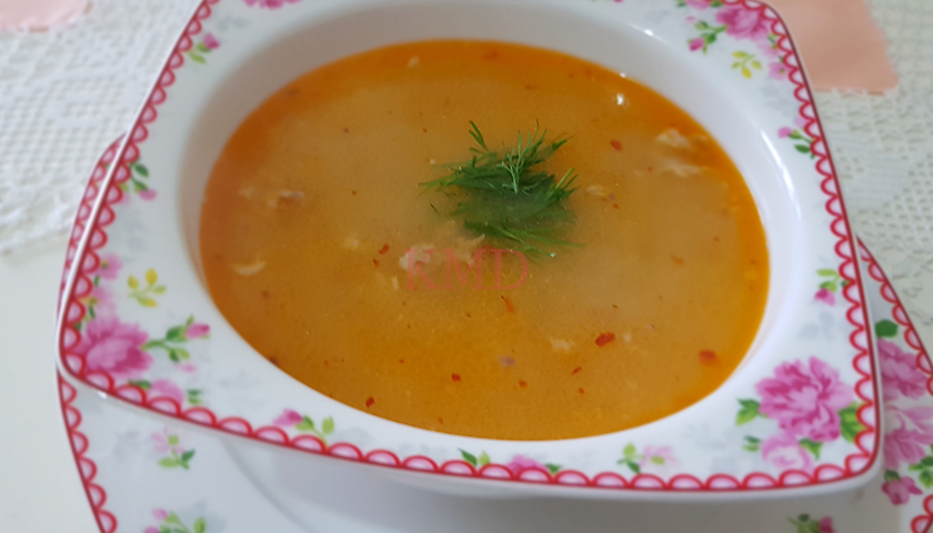 Şehriyeli Tavuk Suyu Çorbası