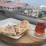 Lavaşta Sucuklu Sebzeli Omlet